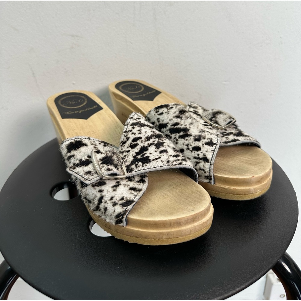 No 6 Clogs Mid on Wedge Abuela Clogs Spotted Pony Size 40 US 9.5